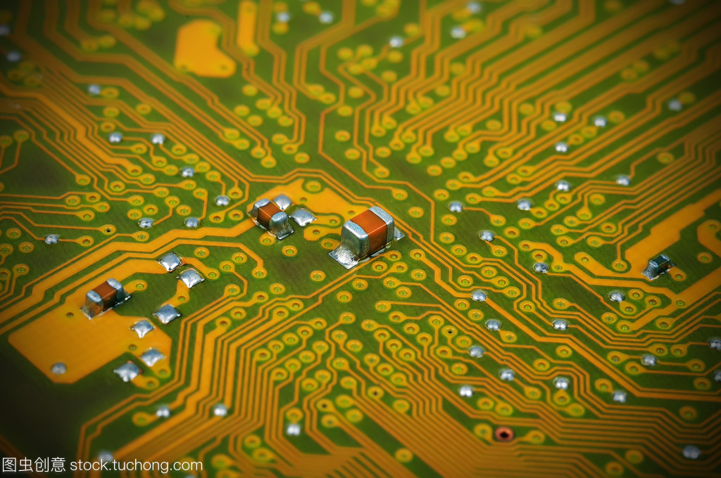 电子线路板与PCB电路板 从基材到智能硬件的核心奥秘